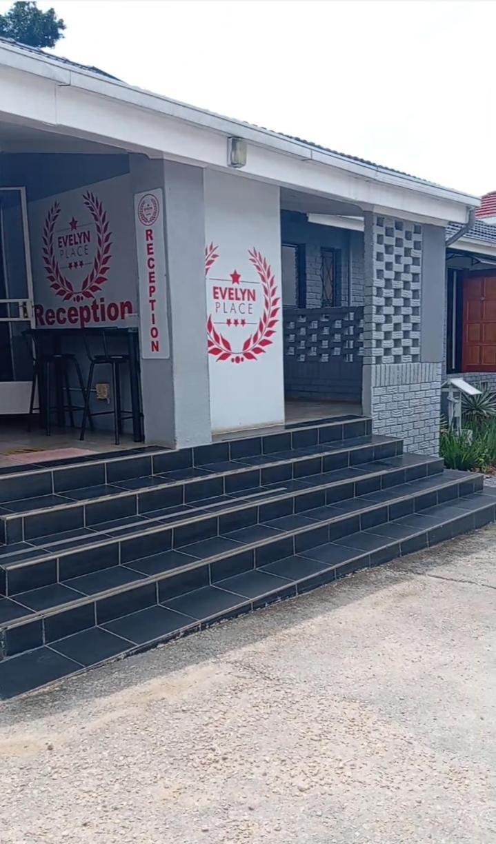 Evelyn Place Guest house *